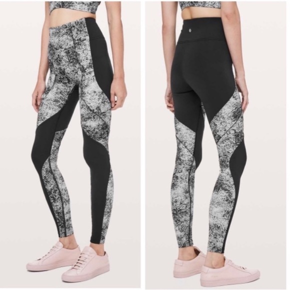 lululemon athletica Pants - Lululemon Sweat & Repeat Tight‎ 28” Black/Serigraph Starlight Leggings Size 6